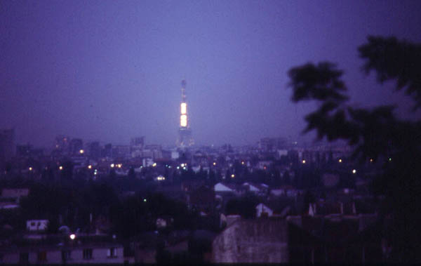 La tour eiffel de nuit